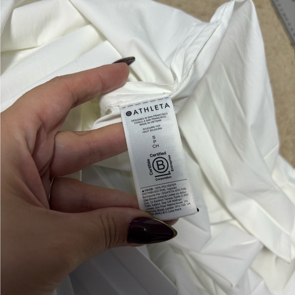 Athleta Women's White Raincoat - Picture 8 of 8